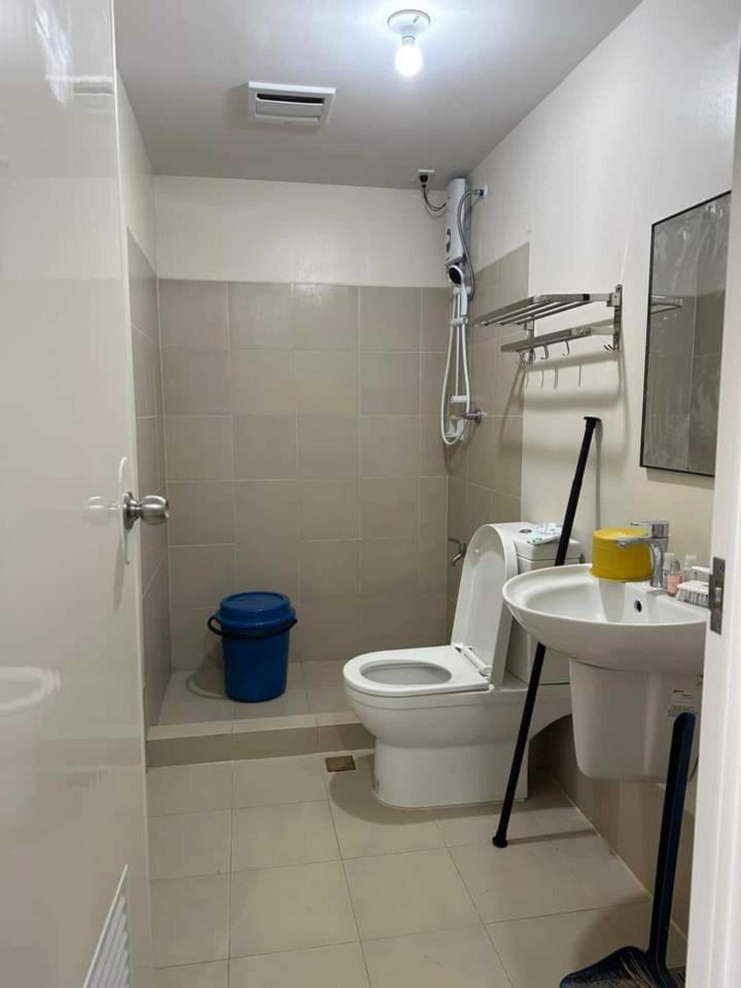 Fullerton Suites Puting Kahoy Exteriör bild