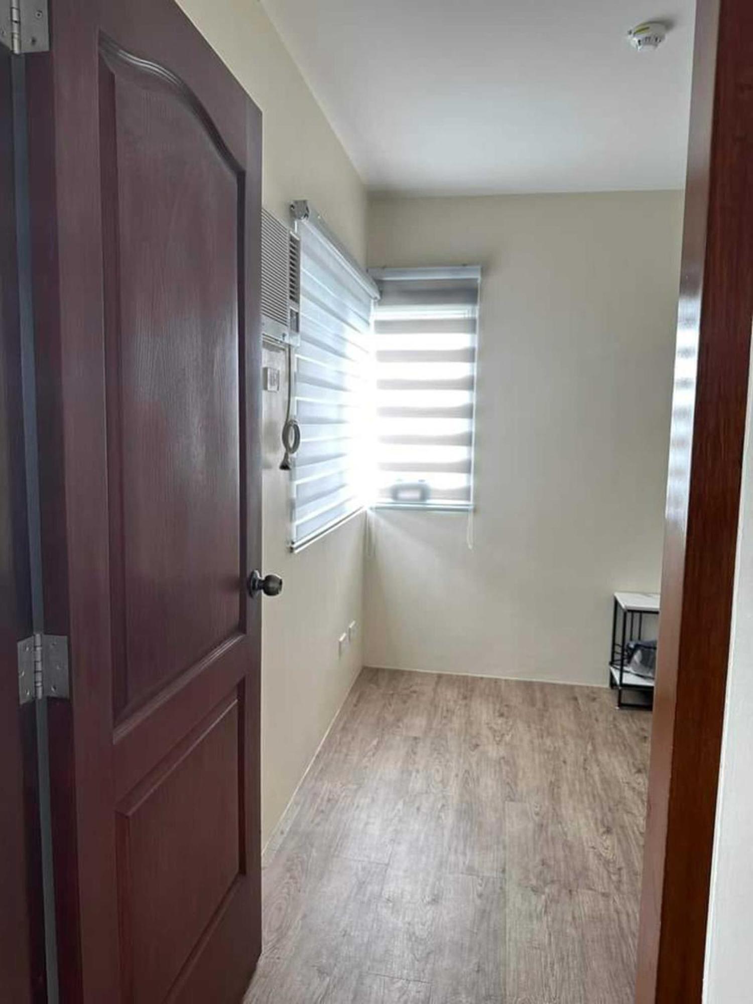 Fullerton Suites Puting Kahoy Exteriör bild